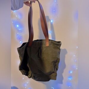 Abercrombie and Fitch tote